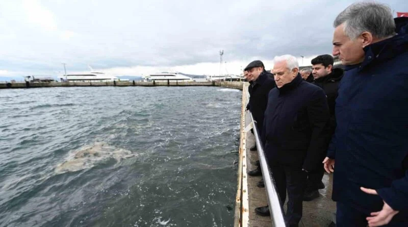 Bursa Büyükşehir Belediye Başkanı Mustafa Bozbey: Marmara Denizi'nde Müsilaj Tehlikesi 1