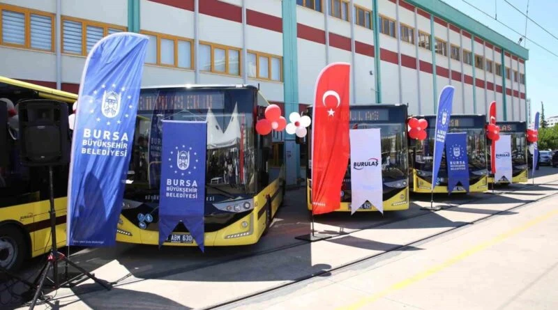 Bursa Büyükşehir Belediyesi, Ulaşımda Rekor Yükseltir: 334 Milyon Yolcu Hedefine Ulaştı 1