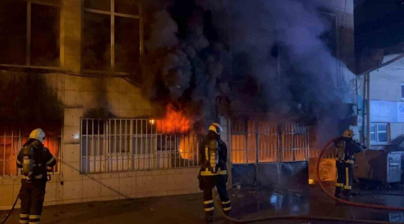 Bursa'da Tekstil Atölyesinde Yangın 1