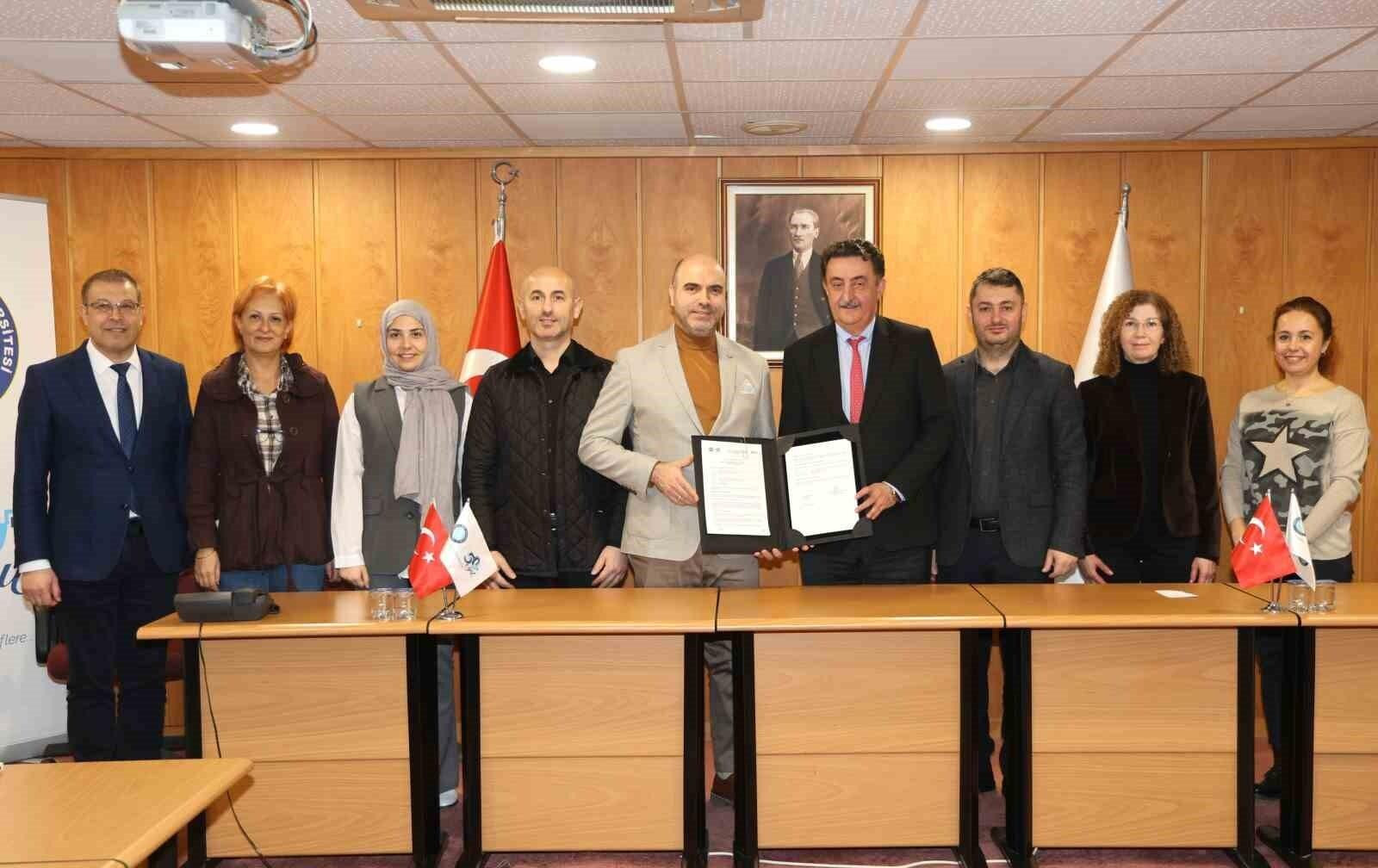 Bursa Uludağ Üniversitesi ve Soletex Teknik Tekstil İşbirliği Protokolleri İmzalandı