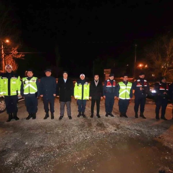 Çameli Devlet Hastanesi personeli ile Kaymakam ve Belediye Başkanının sohbeti.-4