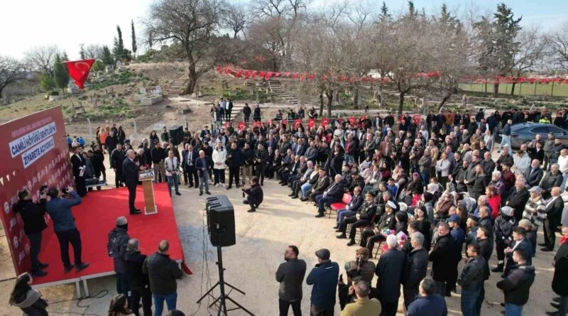 Camili Höyüğü Şehitliği 800 Yıllık Tarihe İz Bıraktı: Zeydan Karalar ve Yavuz Selim Köşger Açılış Törenine Katıldı 1