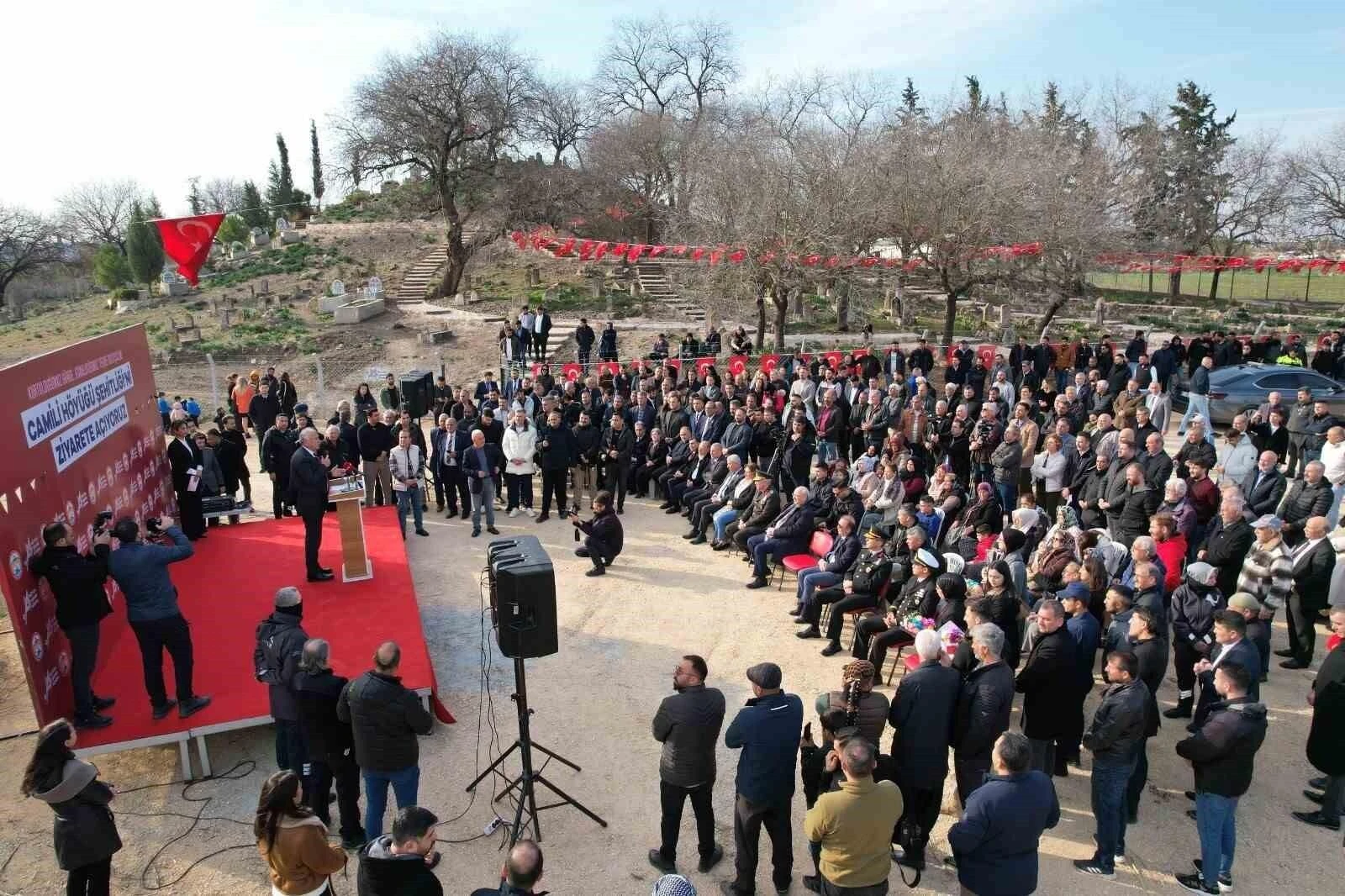 Camili Höyüğü Şehitliği 800 Yıllık Tarihe İz Bıraktı: Zeydan Karalar ve Yavuz Selim Köşger Açılış Törenine Katıldı