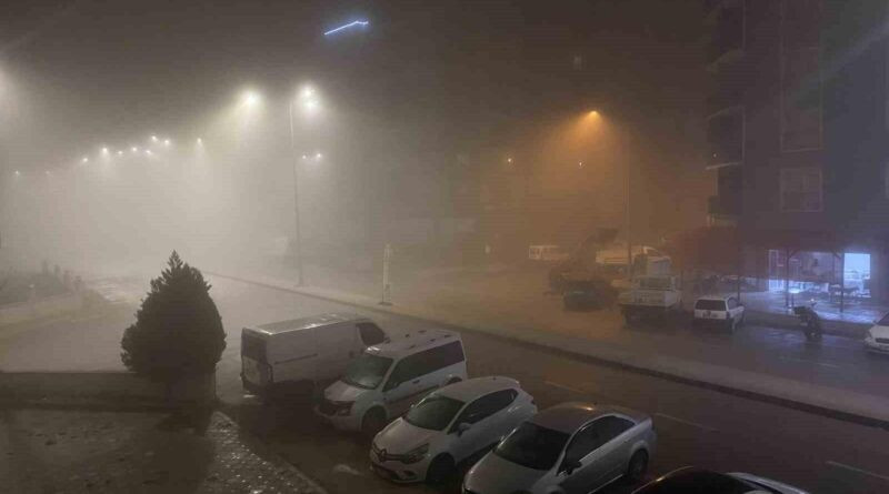 Çanakkale Boğazı Yoğun Sis nedeniyle Gemi Trafikine Kapandı 1