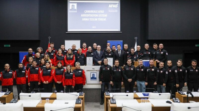 Çanakkale Valisi, Kentsel Arama Kurtarma Ekiplerine Sertifika Verdi 1