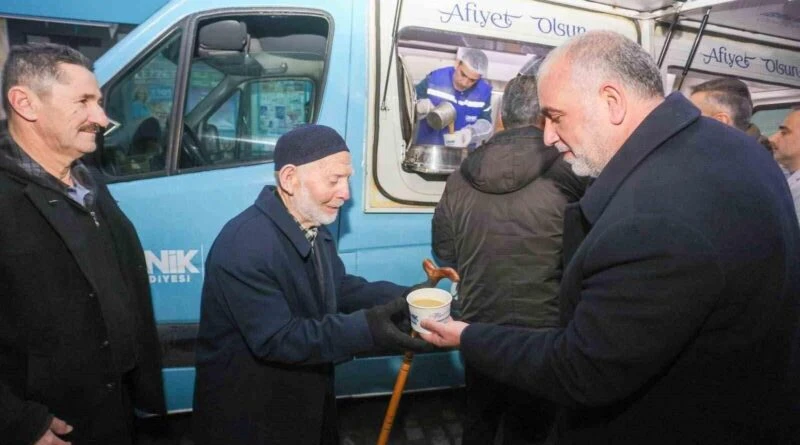 Canik Belediyesi Vatandaşlara Sabah Çorbası İkram Etmeye Devam Ediyor 1