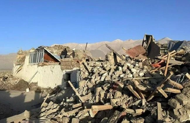 Çin’in Tibet Özerk Bölgesi’nde Deprem: 53 Ölü, 62 Yaralı