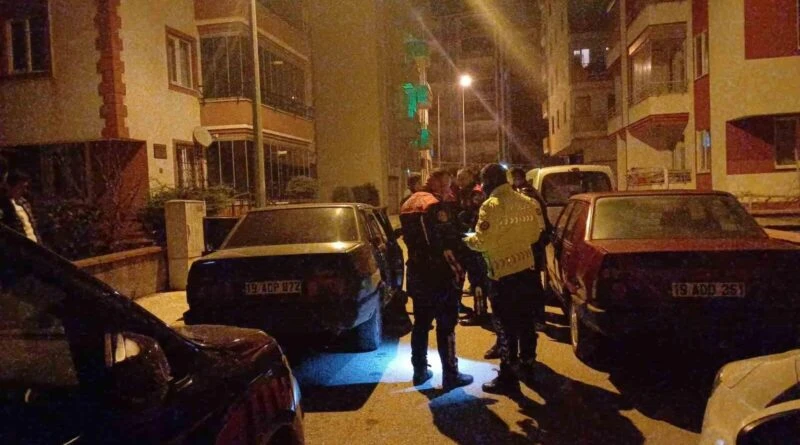 Çorum'da Polis Ihtarına Uymayan Şahıs Kaçtı, Araca 72 Bin TL Ceza 1