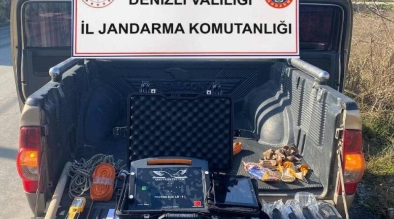 Denizli'de Kaçak Kazı Operasyonu: 4 Şüpheli Suçüstü Yakalandı 1