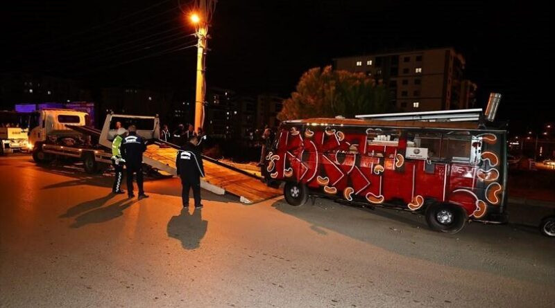 Denizli'de Seyyar Satıcılar Denizli Lokantacılar Odası Başkanı Osman Üçgül'ün Uyarısıyla Gündemde 1