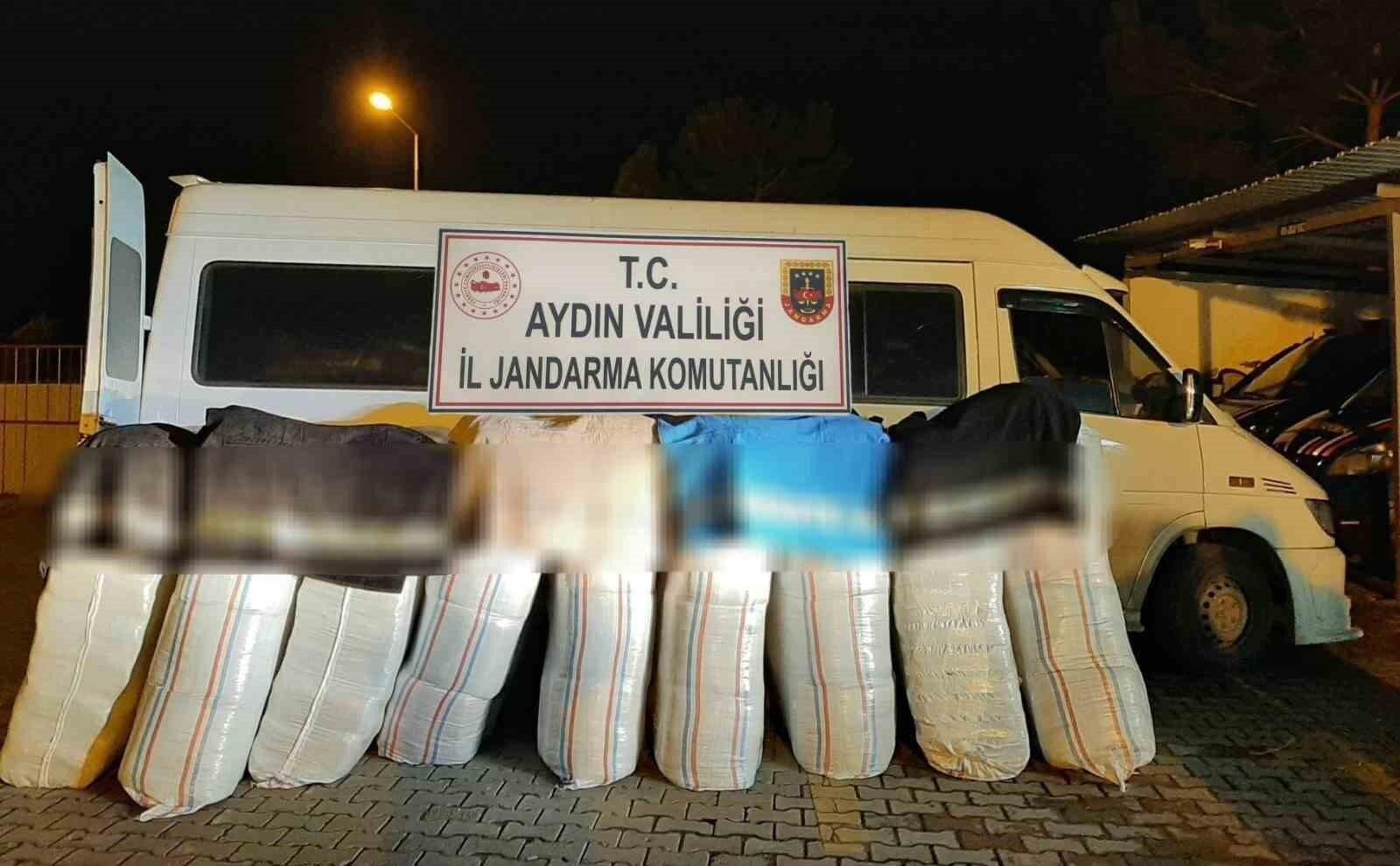 Denizli’den Aydın’a Taklit Havlular Kaçakçılığıyla 3 Şüpheli Gözaltına Alındı