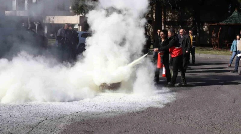 Diyarbakır Büyükşehir Belediyesi Personeline İlk Yardım Eğitimi 1