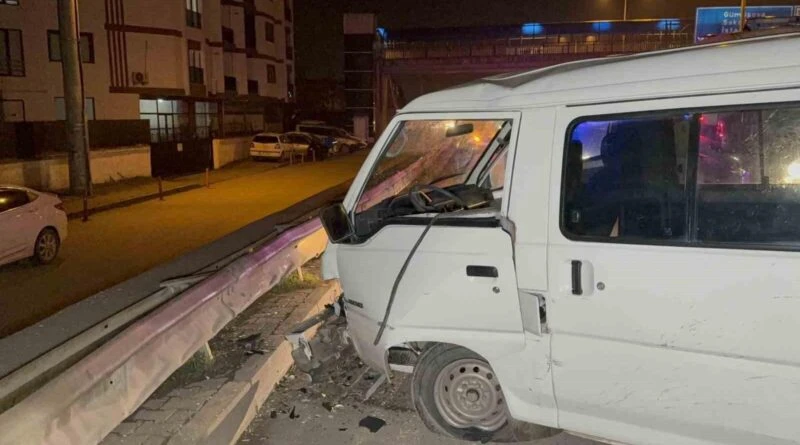 Düzce'de Alkollü ve Ehliyetsiz Sürücünün Kazası: 1 Yaralı 1