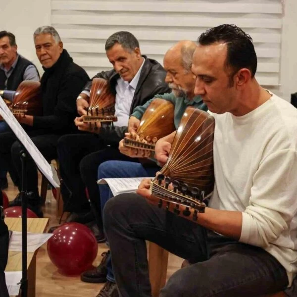 Efeler Belediye Başkanı Anıl Yetişkin, Türk Halk ve Türk Sanat Müziği Korolarının Seçmelerine Katıldı-1