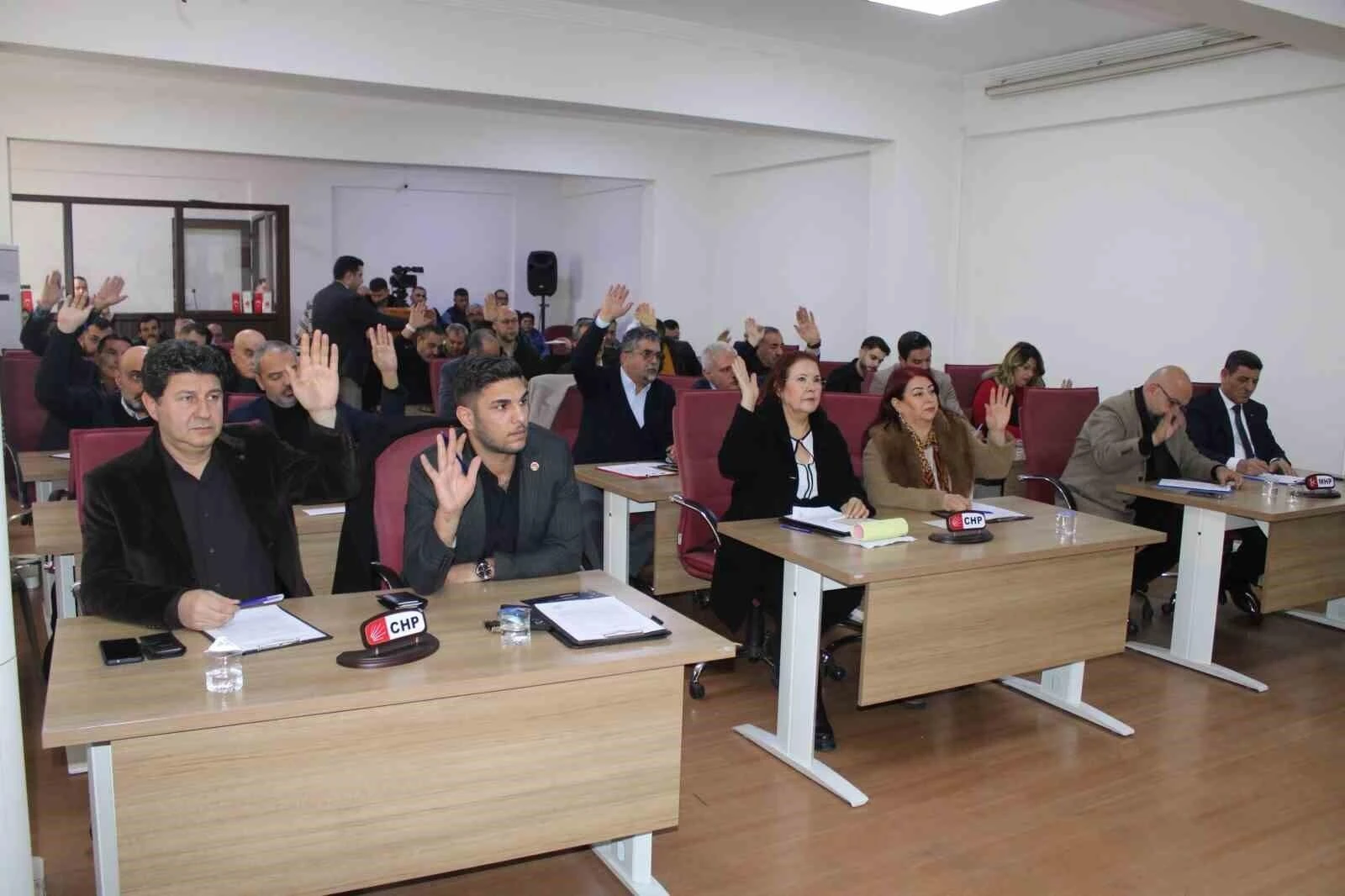 Efeler Belediyesi, Öz Kaynaklarıyla Emekli Personel Kıdem Tazminatlarını Ödetti