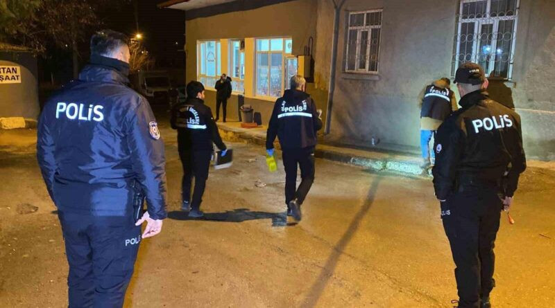 Elazığ'da Husumet Tarafi Arasındaki Silahlı Kavga Sonucu 2 Kişi Yaralandı 1