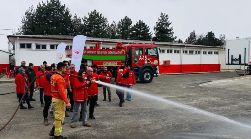 Elazığ'da Orman Yangınlarına Müdahale Eğitimi 1