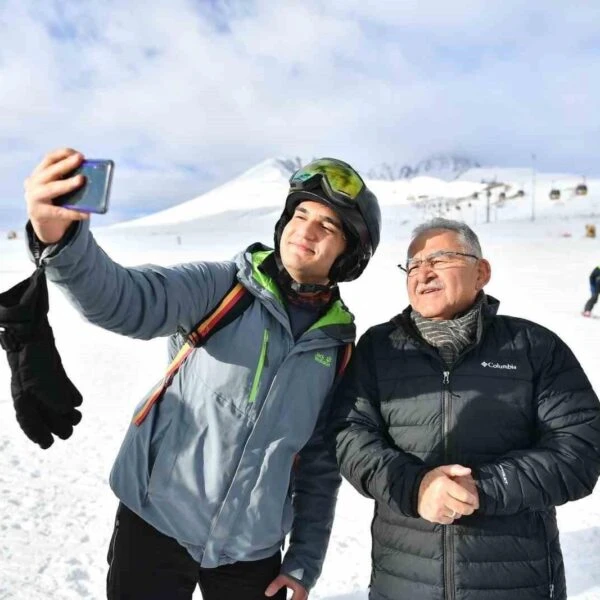 Erciyes Kayak Merkezi'nin muhteşem manzarası-3