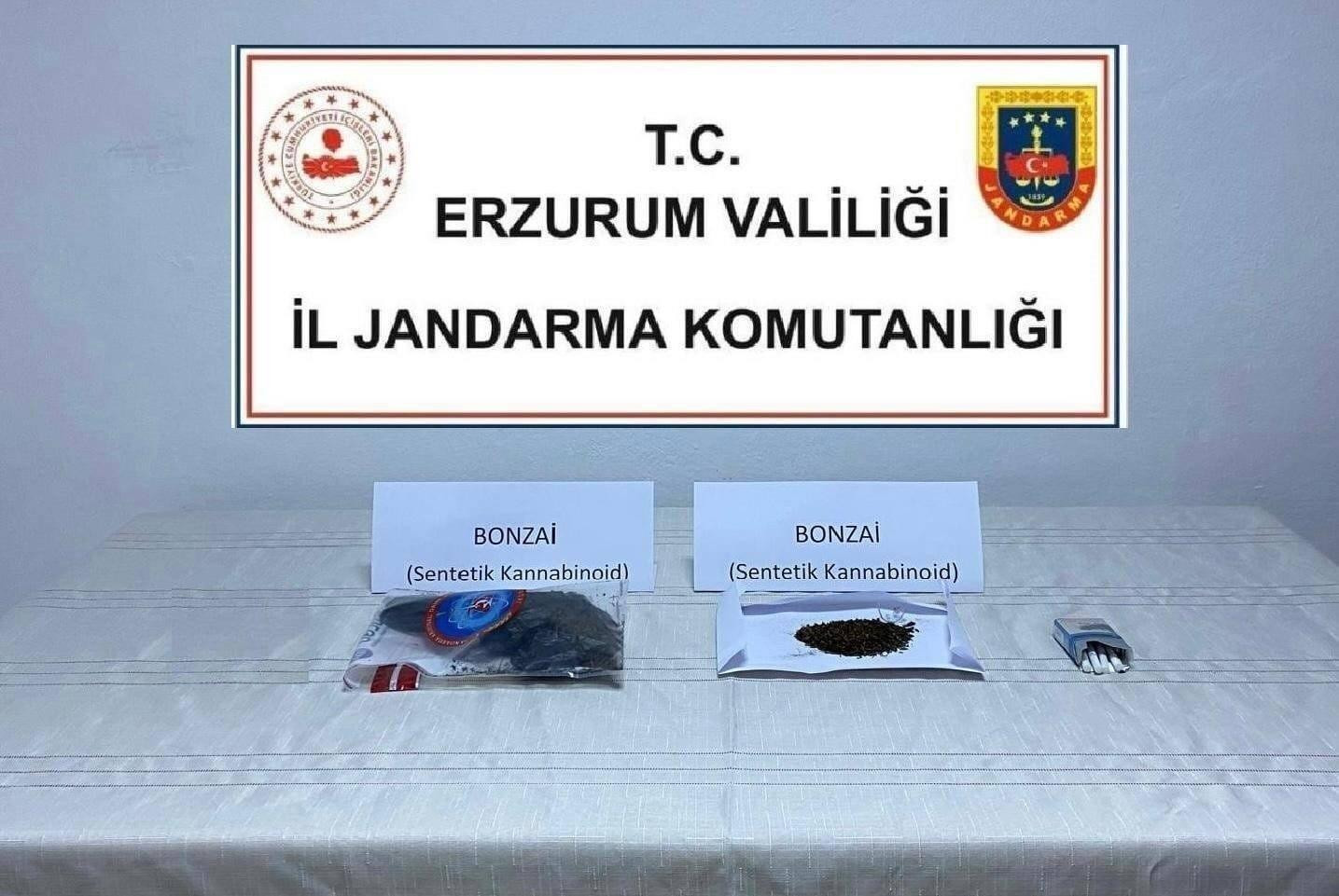 Erzurum’da Köprüköy’de Uyuşturucu Operasyonu, 2 Şüpheli Adli Makamlara Sevk Edildi