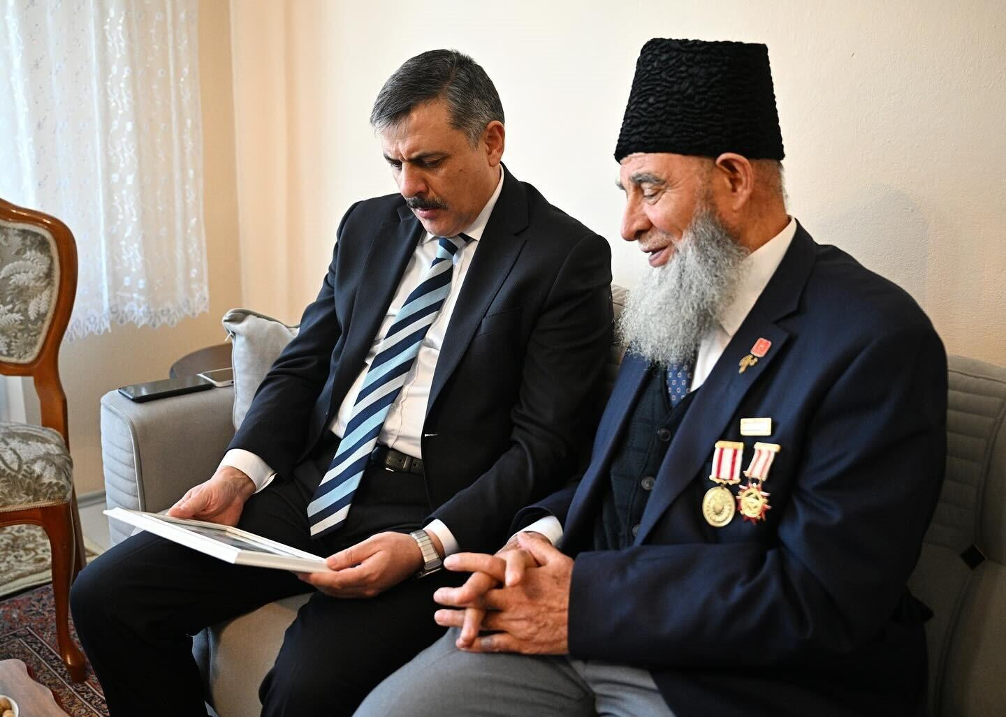 Erzurum Valisi Mustafa Çiftçi, Kıbrıs Gazisi Hilmi Kırtepe’yi Ziyaret Etti