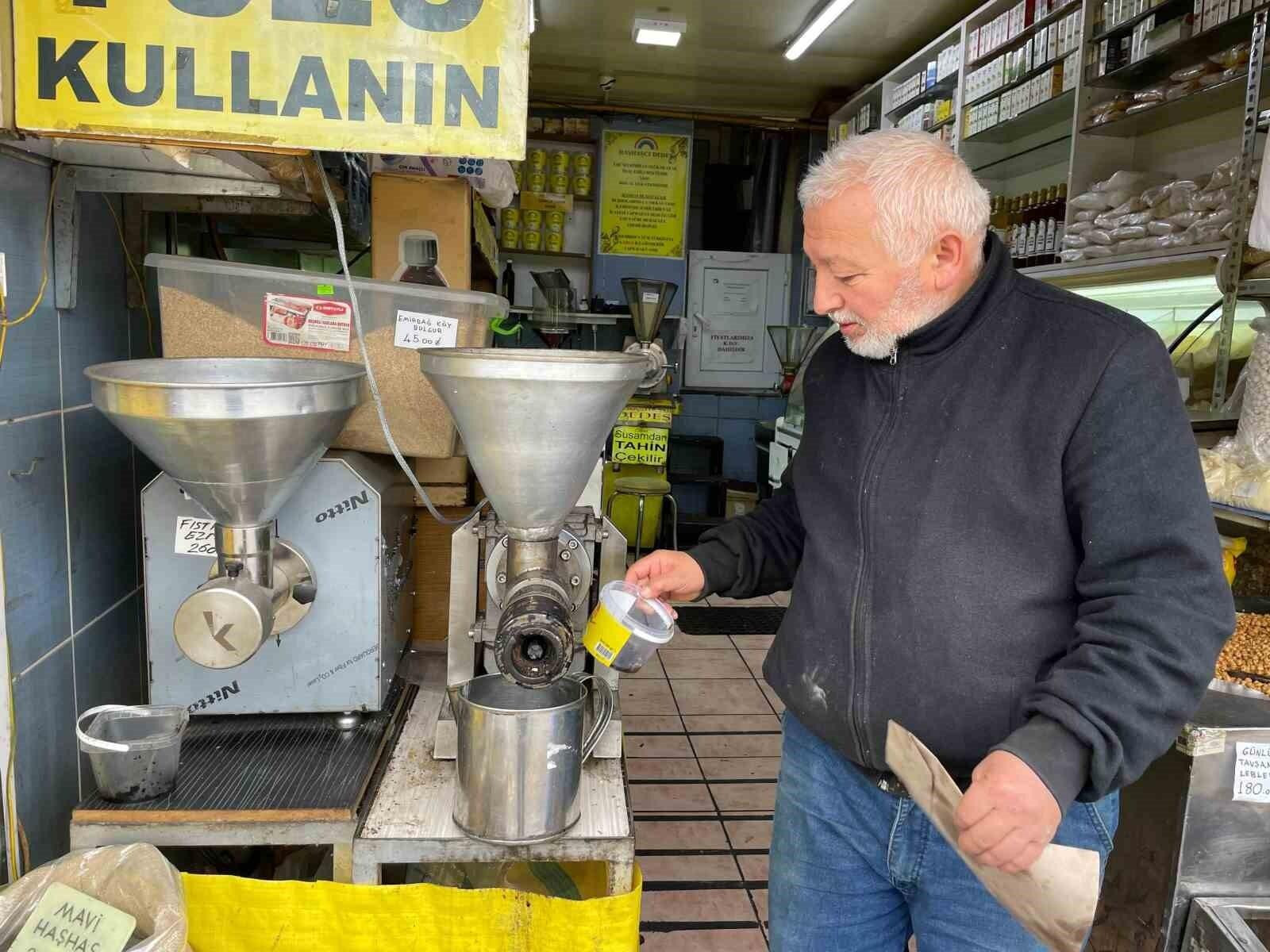 Eskişehir’de Kışın Gripten Korunmak İçin Çörekotu Yağı Talep Artıyor