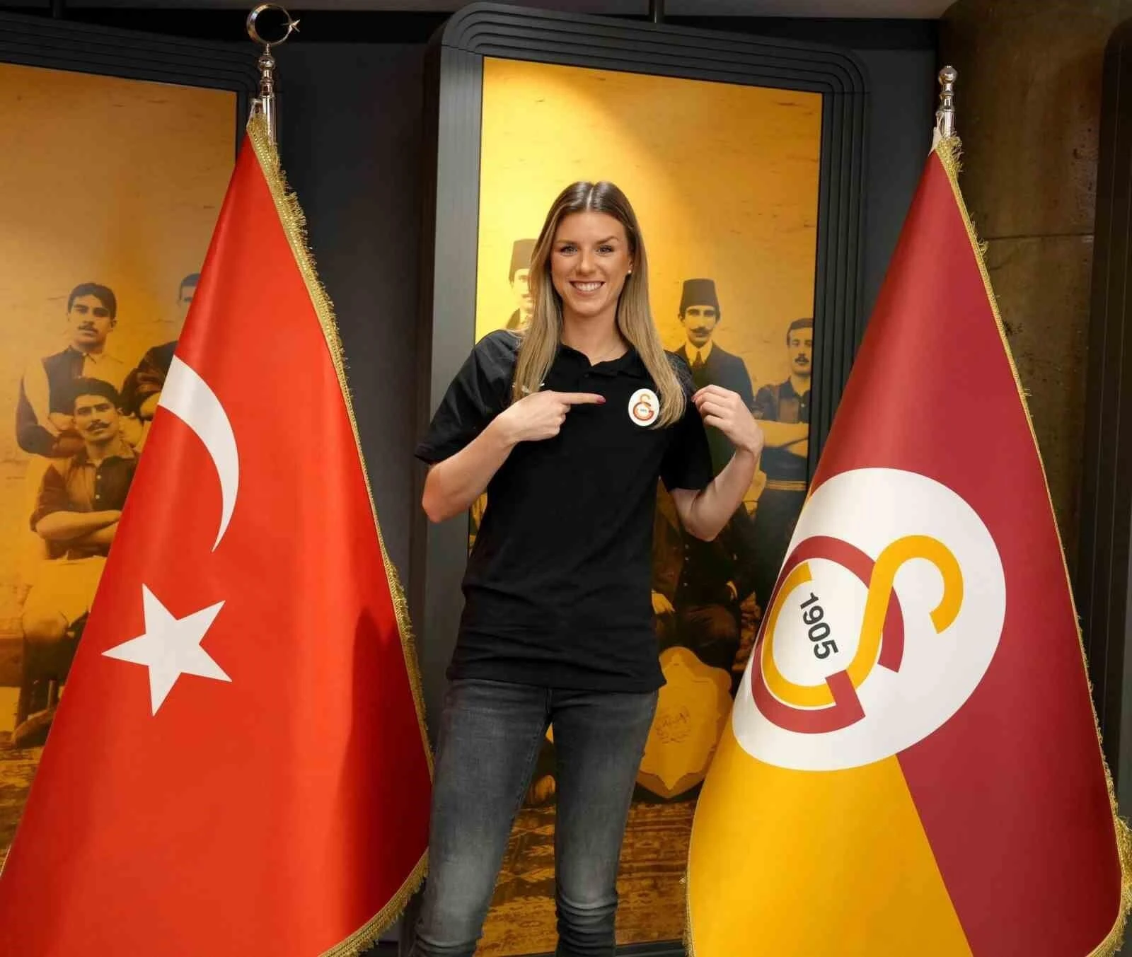 Galatasaray Kadın Voleybol Takımı, Britt Bongaerts ile Sözleşme Yeniledi