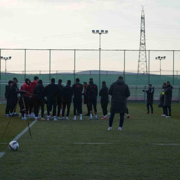 Gaziantep Futbol Kulübü'nün antrenmanı-1