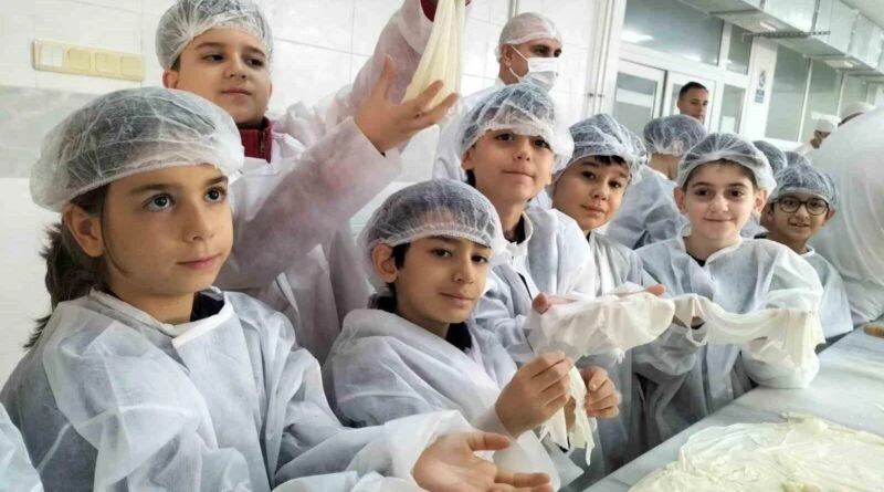 Gaziantep Kolej Vakfı Özel İlkokulu Öğrencileri Baklavanın Sırrını Keşfettiler 1