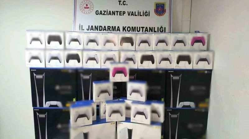 Gaziantep'te 1 Milyon TL'lik Gümrük Kaçağı Oyun Konsolu ve Elektronik Eşya Ele Getirildi 1