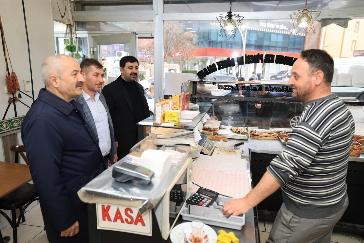 Gebze Belediye Başkanı Zinnur Büyükgöz Beylikbağı’nda Mahalle Sakinleriyle Birlikte İstişarede Bulundu