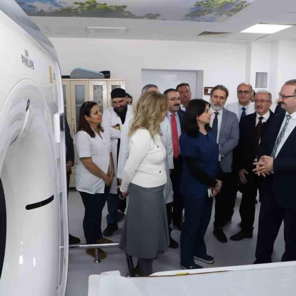 Hastaneler acil servislerinde yeni BT cihazlarıyla daha hızlı hizmet vermeye başlayacak-2