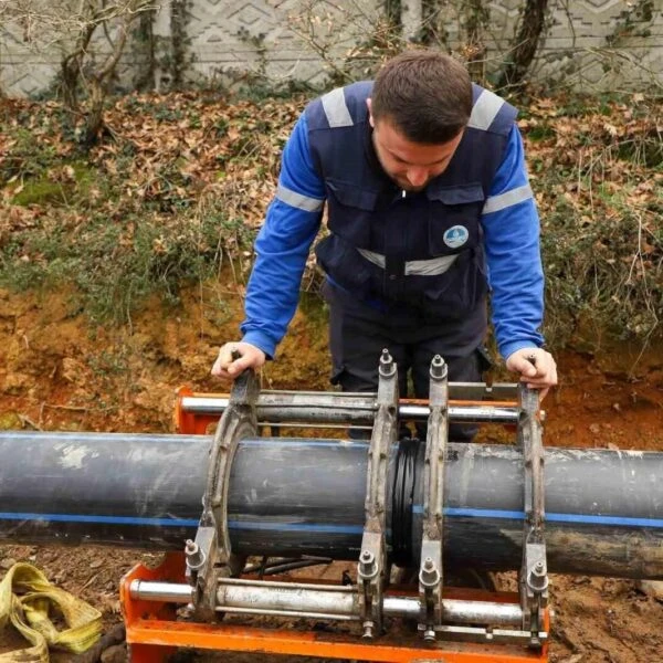 Hendek'te SASKİ tarafından yapılan hat yenileme çalışması-1