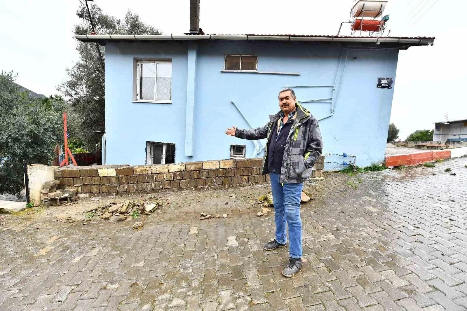 İzmir Büyükşehir Belediyesi, Menderes’te Yağıştan Etkilenen 33 Aileye 561 Bin Lira Destek Ödemeyi Tamamladı