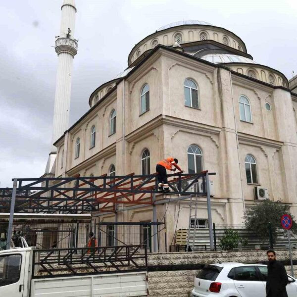 İzmit Eren Camii