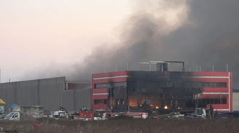 Kırklareli'nin Lüleburgaz İlçesinde Pilsan Oyuncak Fabrikasında Büyük Yangın 1