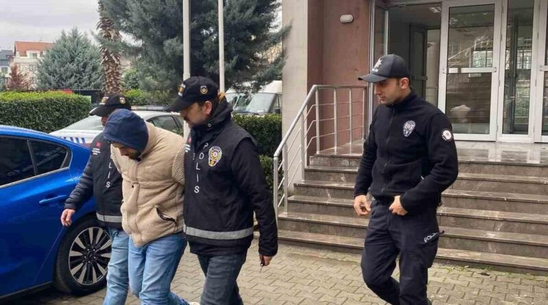 Kocaeli'de Aranan Şahıs F.A. Polis Eliyle Yakalandı 1