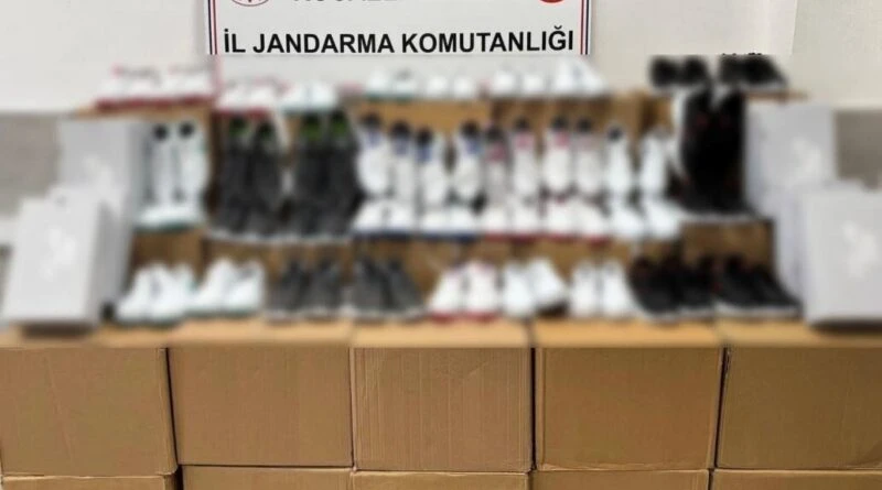 Kocaeli'de Sahte Giyim ve Spor Ayakkabıları Ele Geçrildi 1