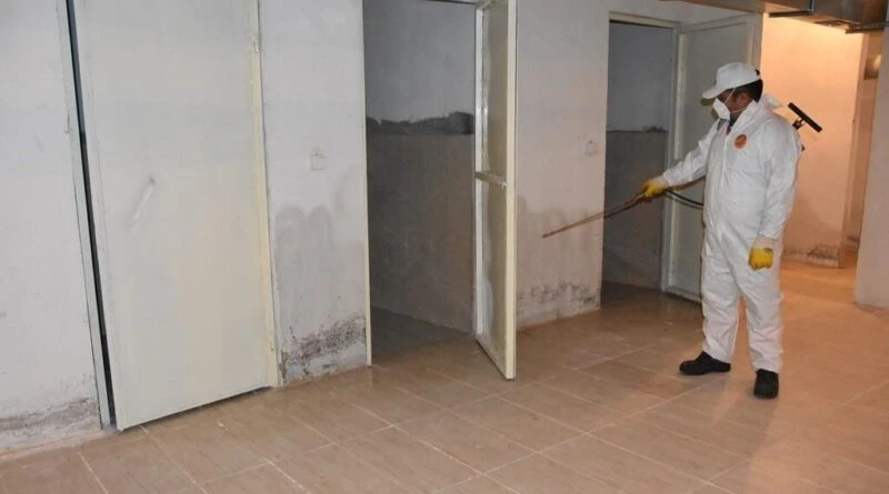 Kocasinan Belediyesi, Kış Döneminde Apartman Bodrumlarında İlaçlama Çalışması Yapıyor 1