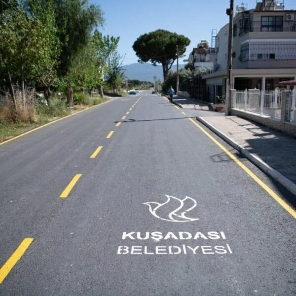 Kuşadası'ndaki yeni yol çalışmaları-1