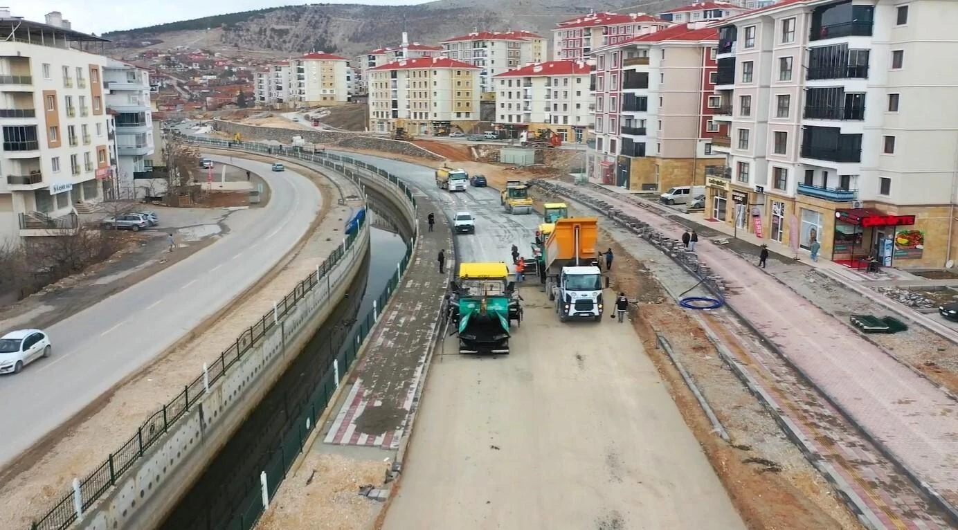 Malatya Büyükşehir Belediye Başkanı Sami Er, Güney Kuşak Yolu Projesini İnceledi