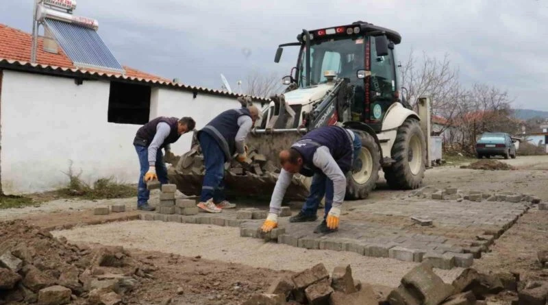 Manisa Büyükşehir Belediyesi, Yunusemre'de Yolları Yeniledi 1