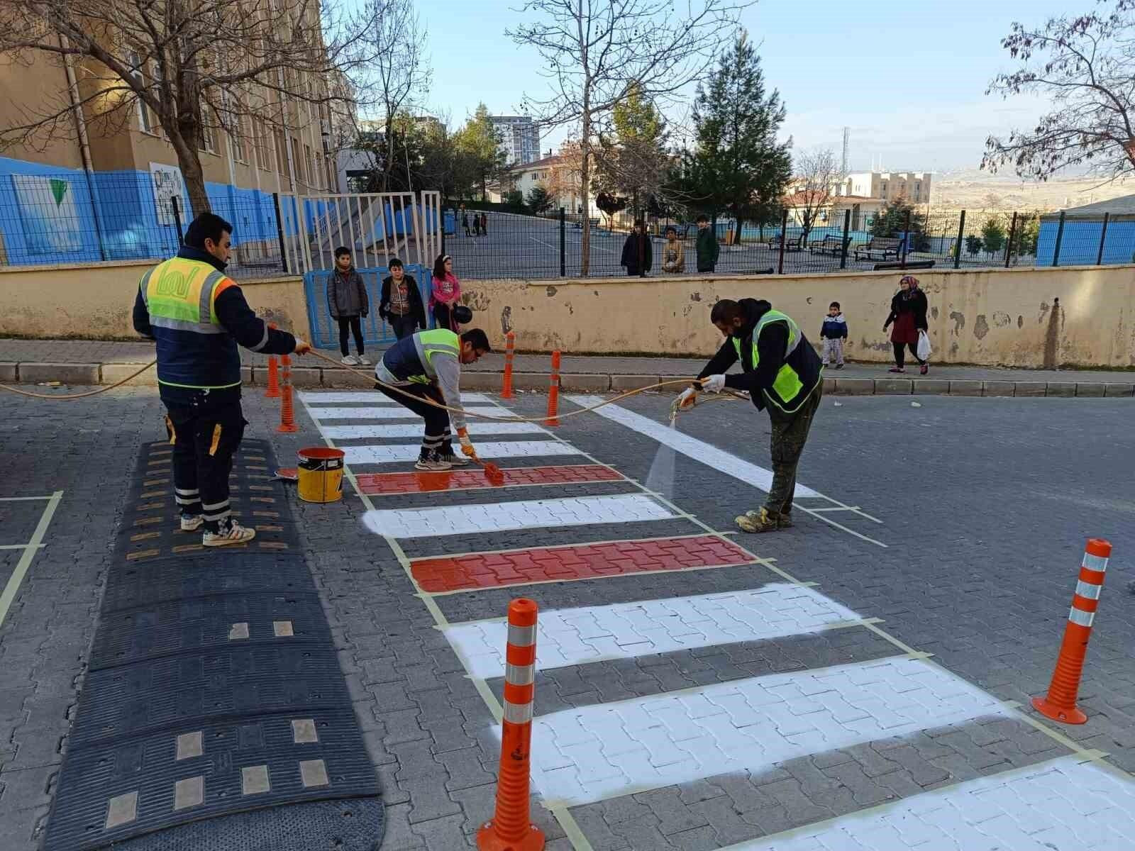 Mardin Büyükşehir Belediyesi, Trafik Güvenliğini Artırmak İçin Çalışmalarını Hızlandırıyor