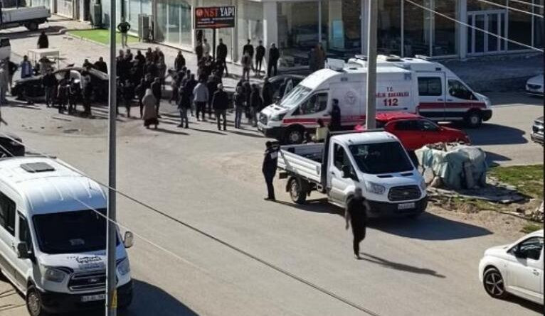 Mardin'de Trafik Kazasında 2 Kişi Yaralandı 1