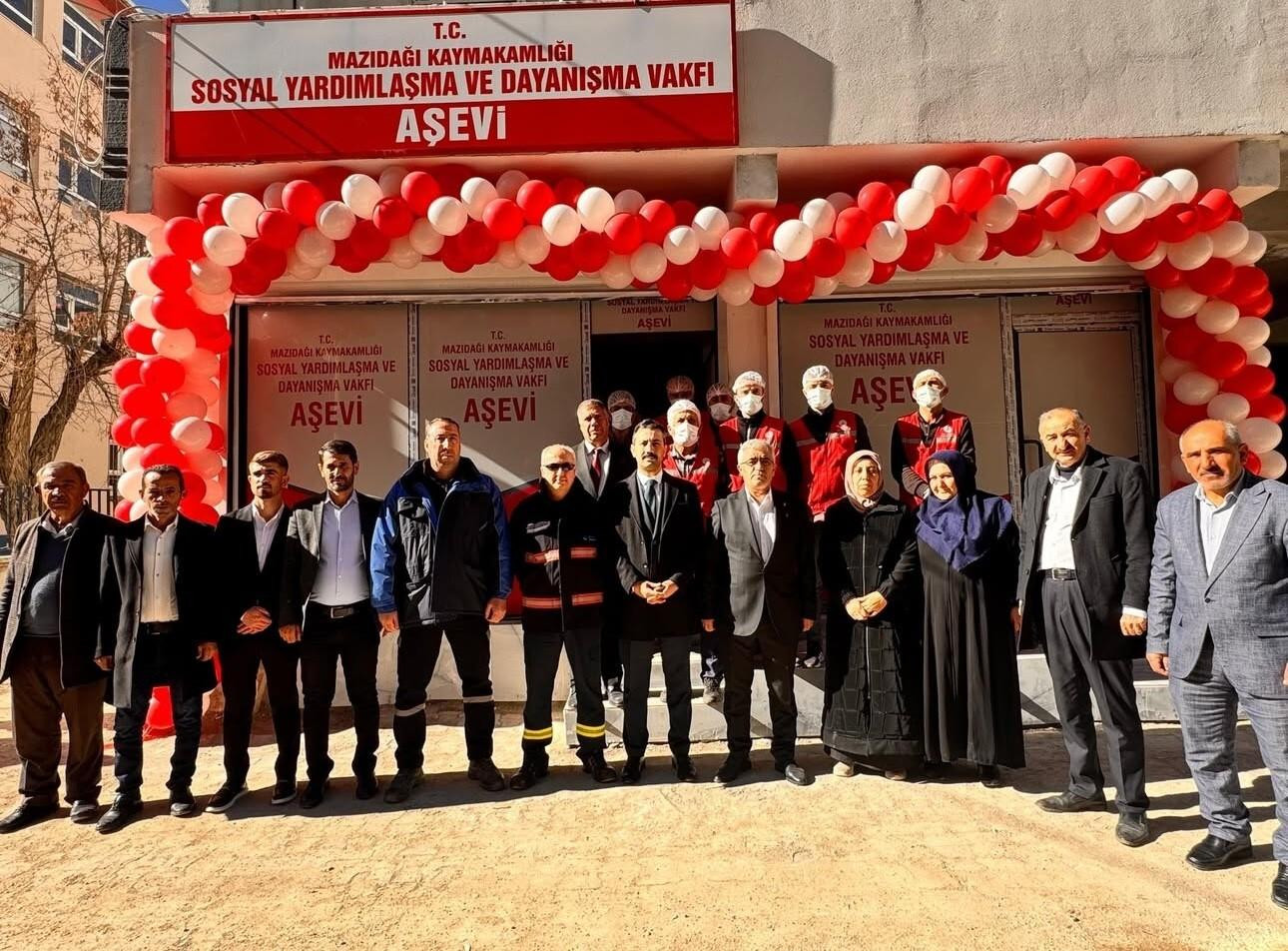 Mardin’in Mazıdağı’nda 300 Kişeye Yemek Yardımı Sağlayacak Aş Evi Açıldı