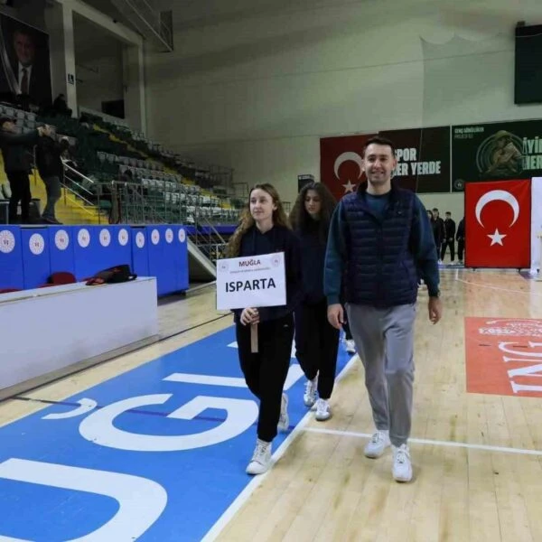 Menteşe Spor Salonu'nda voleybol müsabakaları-4