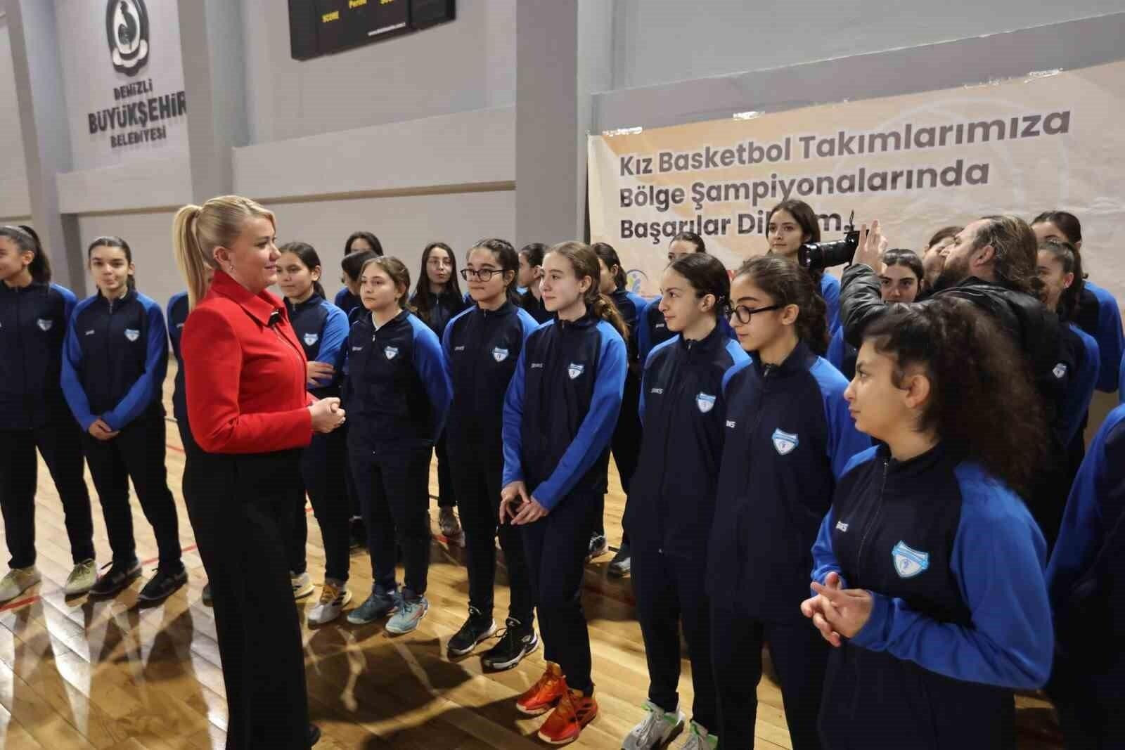 Merkezefendi Belediyesi Kız Basketbol Takımları Bölge Şampiyonalarına Katılarak Başarı Elde Etti