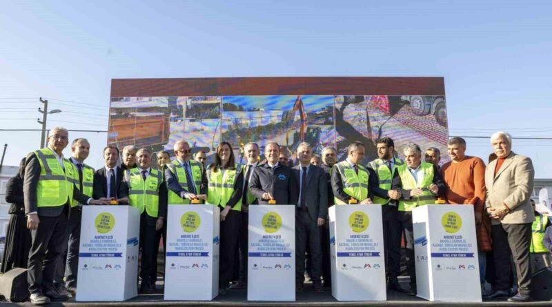 Mersin'de Akdeniz İlçesinde Kanalizasyon Projesi Temeli Atıldı 1