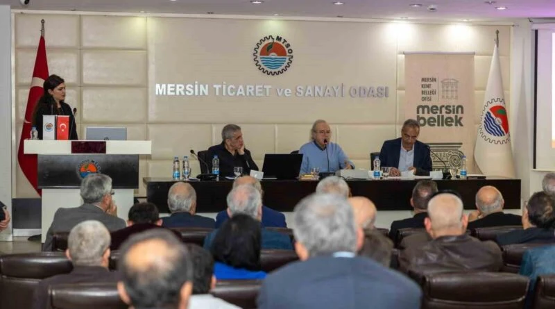 Mersin Ekonomisinin Dünü, Bugünü ve Geleceği Konulu Panel 1