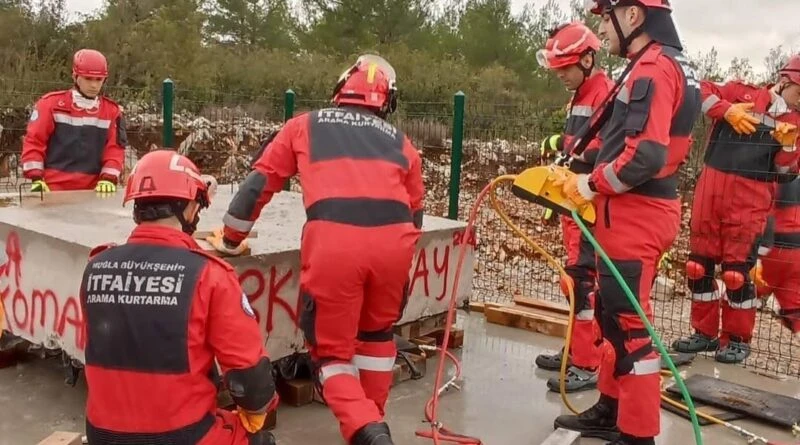 Muğla AFAD, İtfaiye Personelinin Deprem Riskine Karşı Hazırlıklı Olmasını Sağlamak İçin Eğitim Programı Başlattı 1