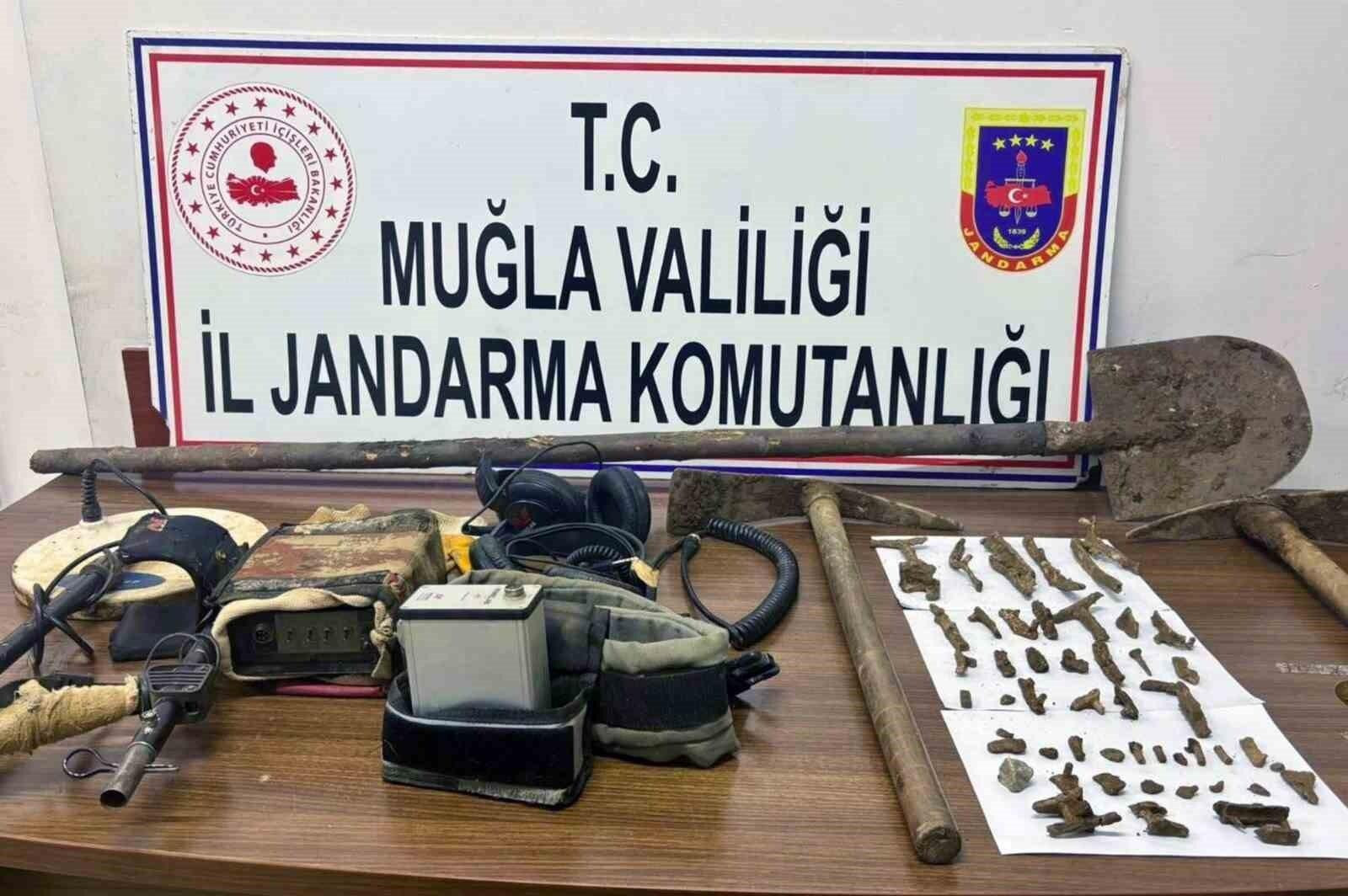 Muğla’da Kaçak Kaşı Yapılan 4 Şahıs Adli Kontrol Şartıyla Serbest Bırakıldı